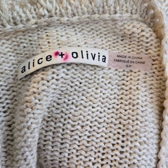 Alice + Olivia Sweater Size Small Fringe Boho Linen Blend Cream Oversized - Picture 6 of 7